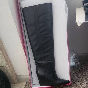 Vince Camuto Tiasie Black Leather Knee-High Women's Boots 9